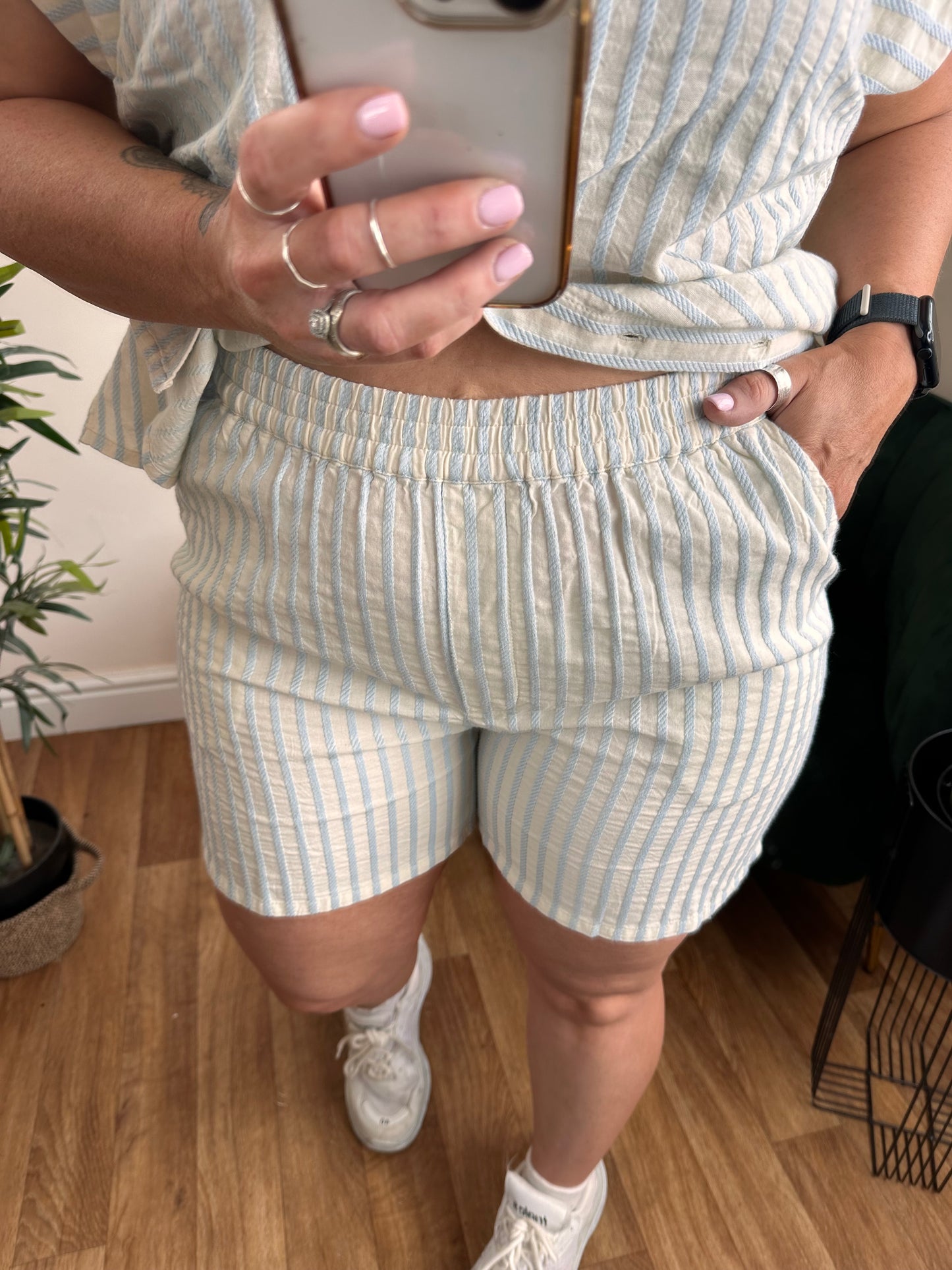 ICHI Kadaya Shorts Sandshell