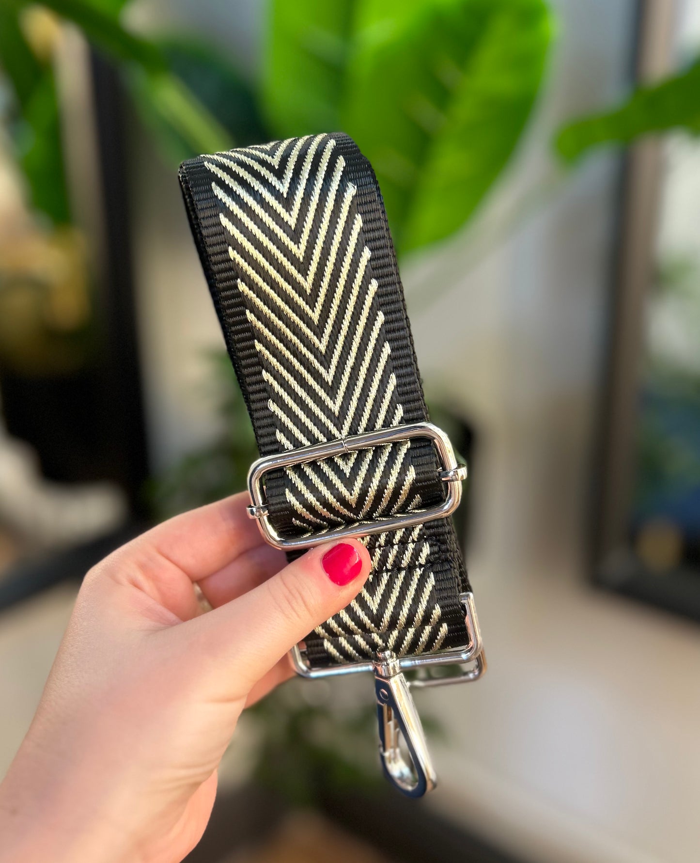 Woven Bag Strap Black and Gold Chevron