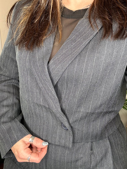MOVES Ryda Cropped Pin-Stripe Blazer