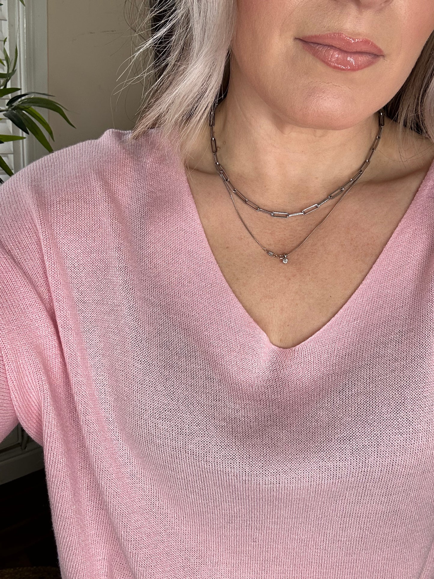 LENA V-Neck Super Fine Knit Pink