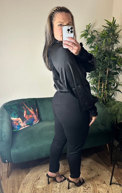 YEST Palma Top Black