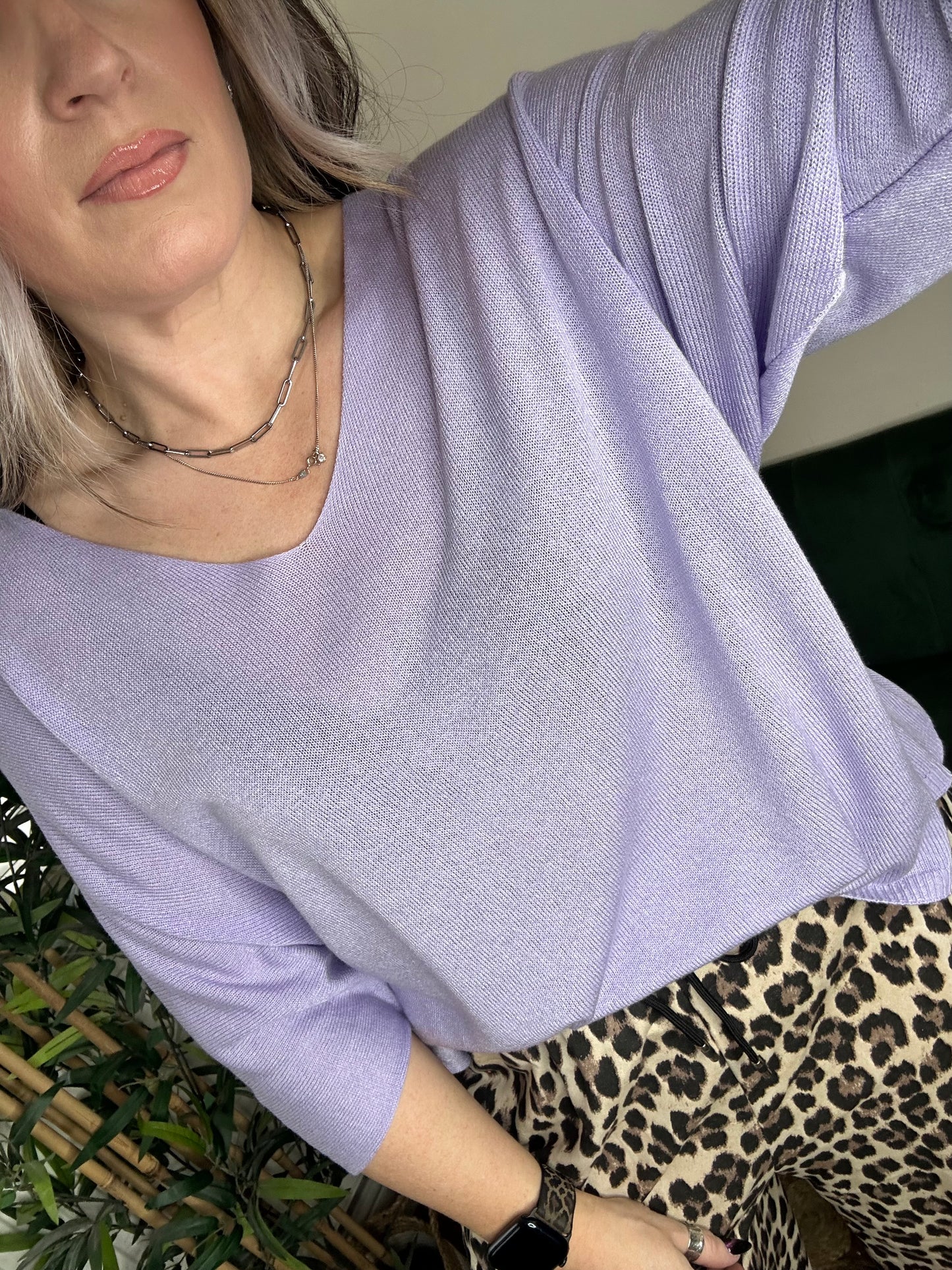 LENA V-Neck Super Fine Knit Lilac