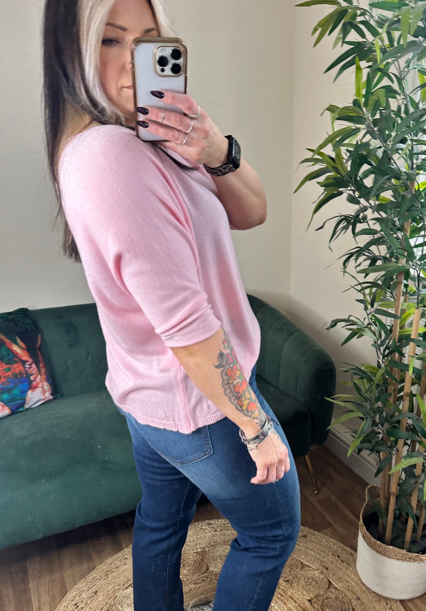 LENA V-Neck Super Fine Knit Pink