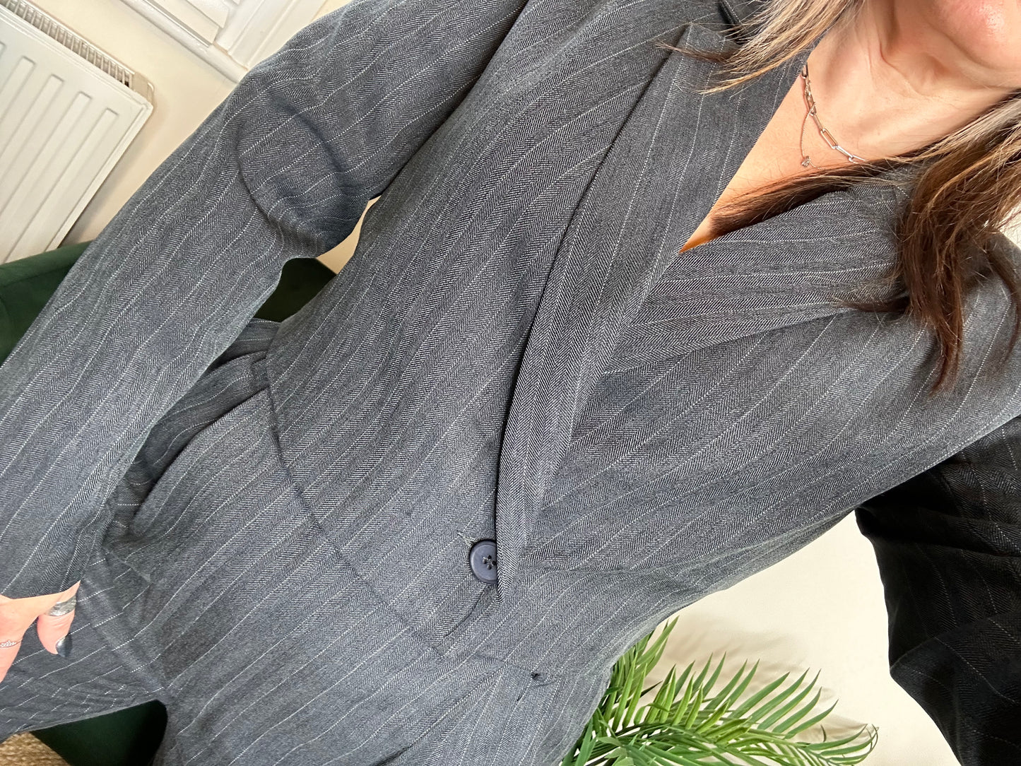 MOVES Ryda Cropped Pin-Stripe Blazer