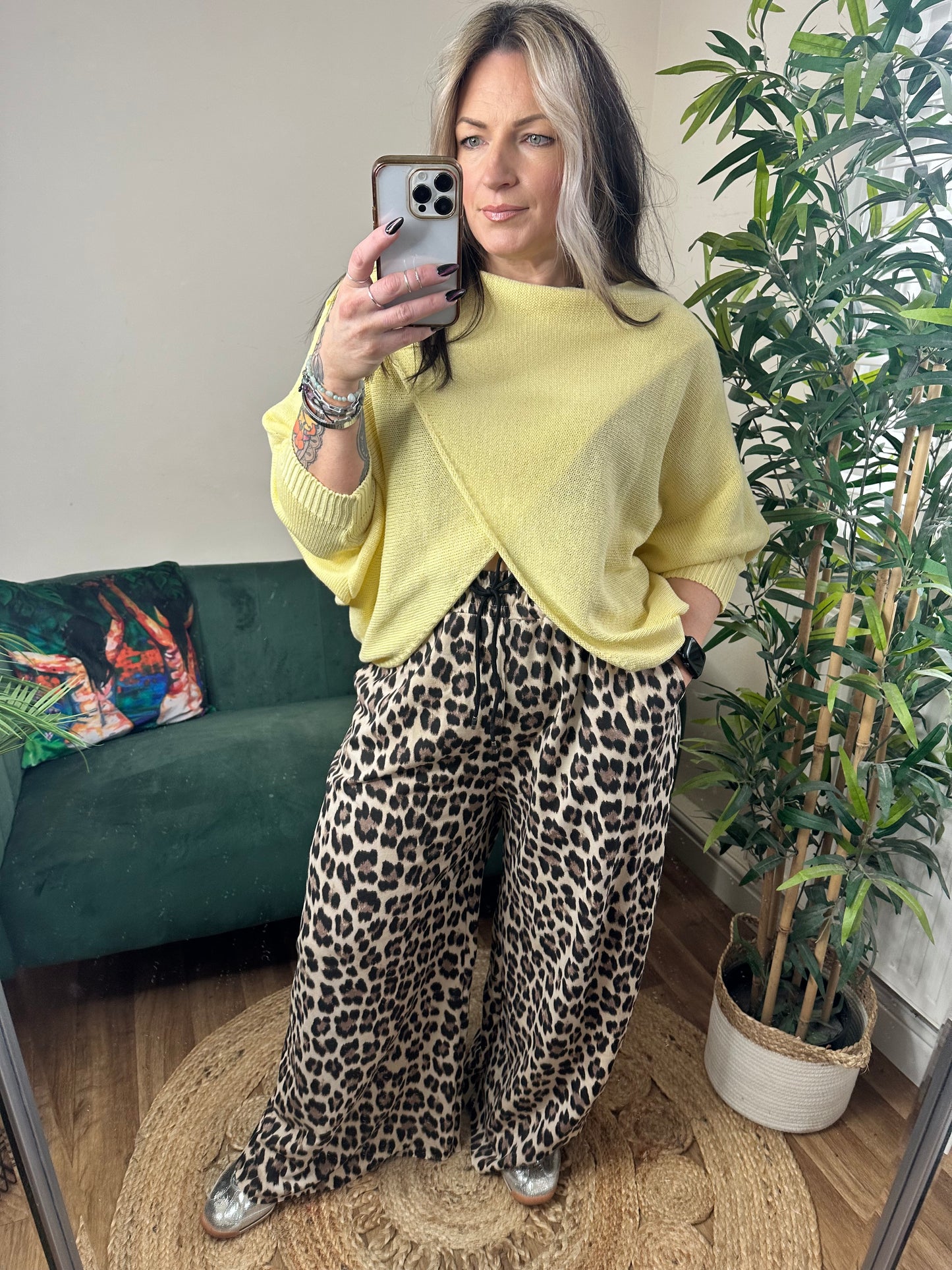 MILA Crossover Jumper Lemon